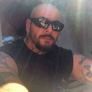 Meet your Posher, Martin loco